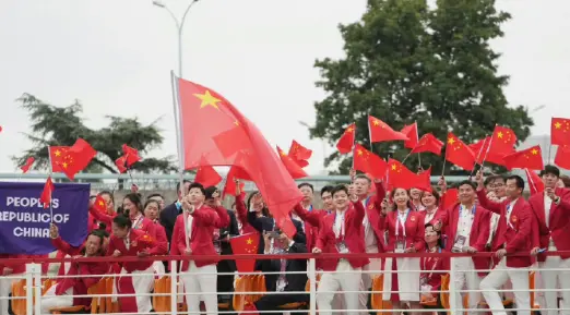 2024巴黎奥运会开幕式：一场颠覆传统的视觉盛宴，艺术与体育的完美融合，点燃全球激情！